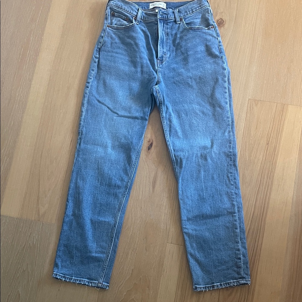 Abercrombie & Fitch The Ankle Straight Ultra High Rise Jeans